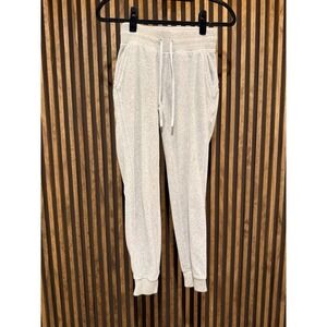 Lululemon Grey Jogger Sweatpants Comfortable Lounge Athletic Womens